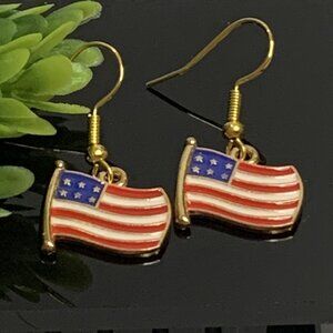 Flag Earrings, Patriotic Earring, Patriotic Jewelry, USA Earring, Gift Idea,